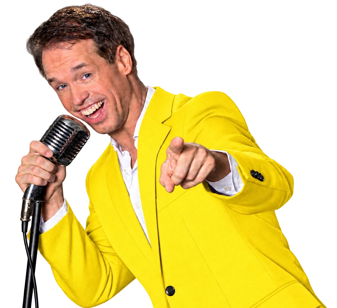 Dave van de Dam in een geel pak